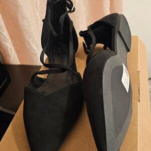 NEW Black Pointed Ballet Flat - Women's US Size 13 (UK 11)